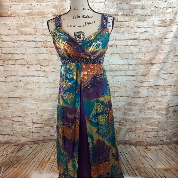 Cachet Dresses & Skirts - Cachet Cocktail Dress Size 6
